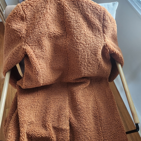 Coat - Picture 11 of 12